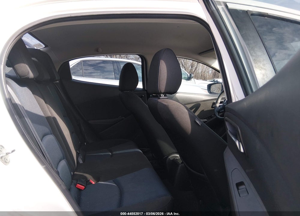 2016 SCION IA VIN: 3MYDLBZV2GY145190