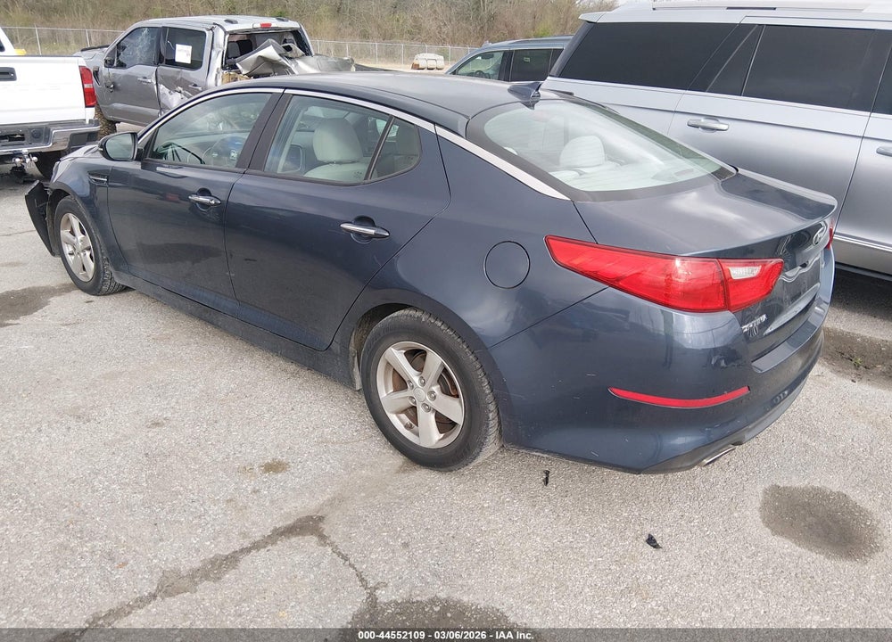 2015 KIA OPTIMA LX VIN: KNAGM4A7XF5612186