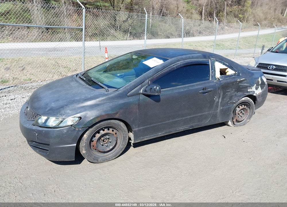 2010 HONDA CIVIC LX VIN: 2HGFG1B63AH527574