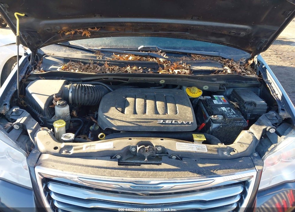 2014 CHRYSLER TOWN & COUNTRY TOURING VIN: 2C4RC1BG9ER398160