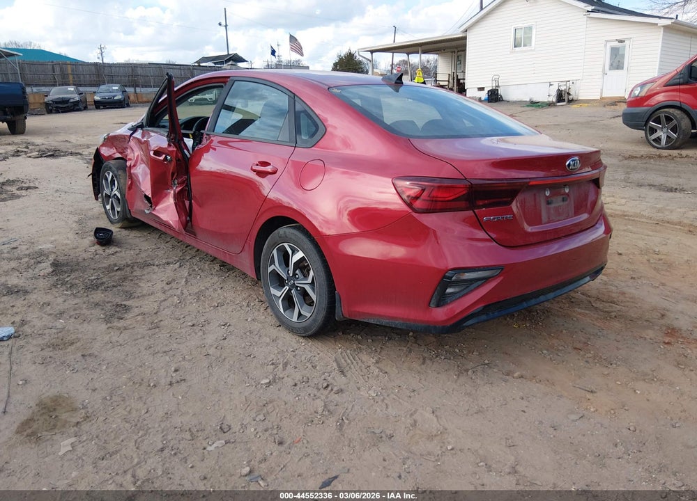 2019 KIA FORTE LXS VIN: 3KPF24ADXKE026838