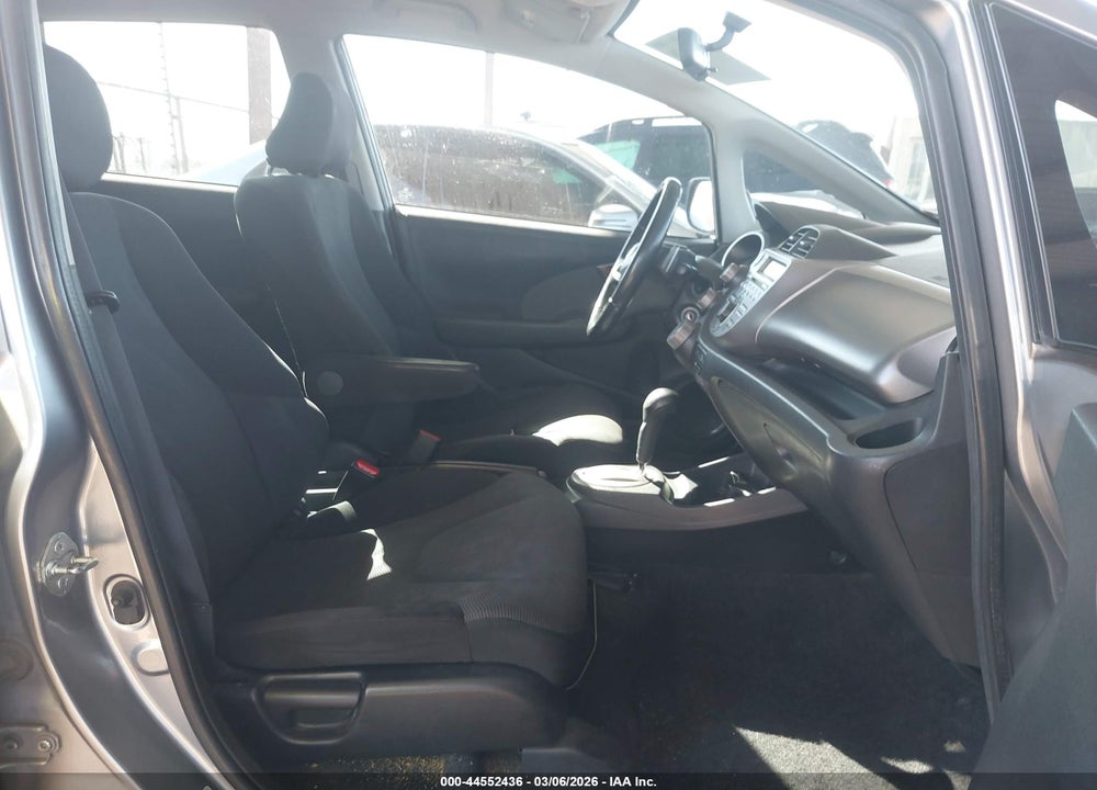 2010 HONDA FIT SPORT VIN: JHMGE8H4XAC035956