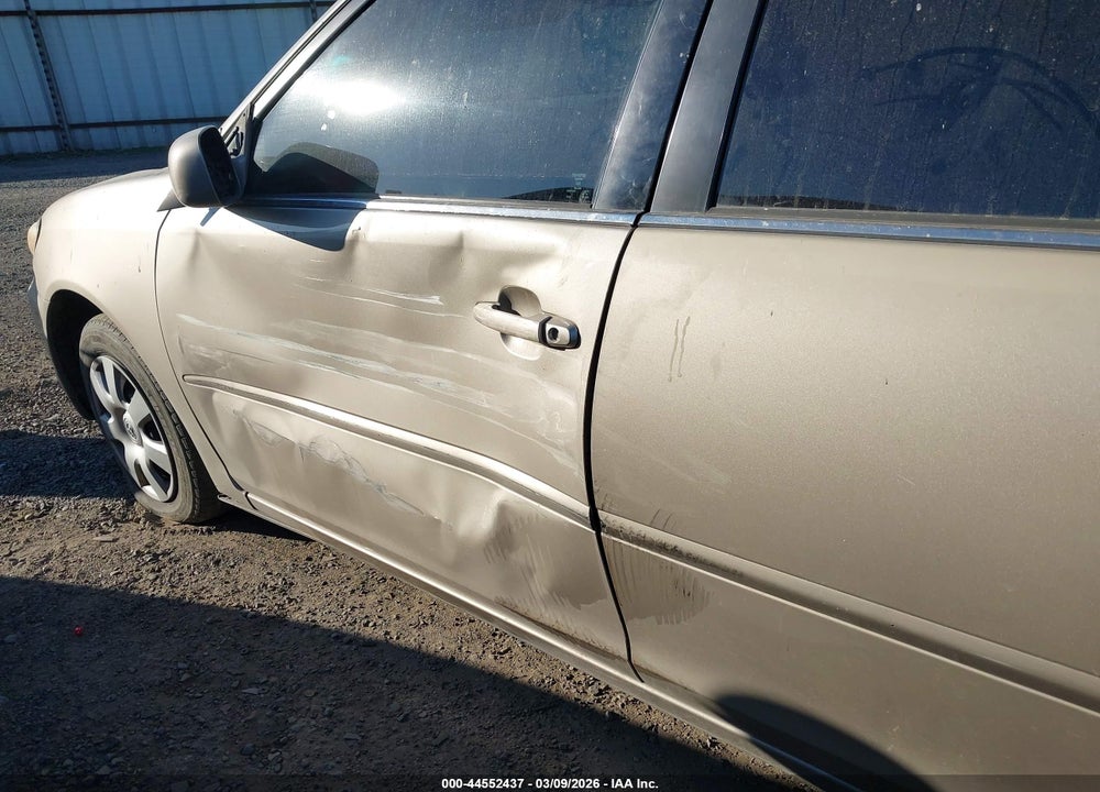 2003 TOYOTA CAMRY LE VIN: 4T1BE30K73U158034
