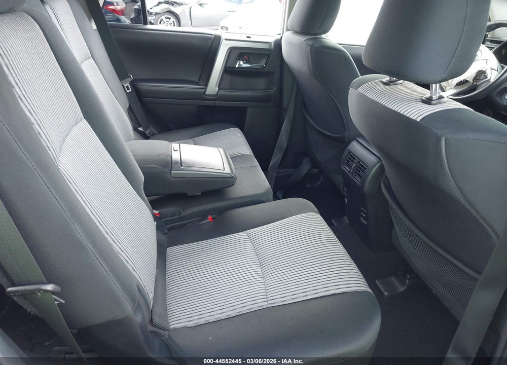 2014 TOYOTA 4RUNNER SR5 VIN: JTEZU5JR4E5071343
