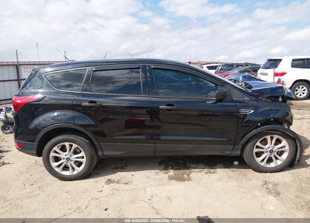 2019 FORD ESCAPE S VIN: 1FMCU0F76KUB58436