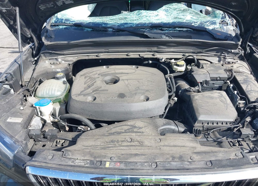 2019 VOLVO XC40 T5 INSCRIPTION VIN: YV4162UL1K2124432