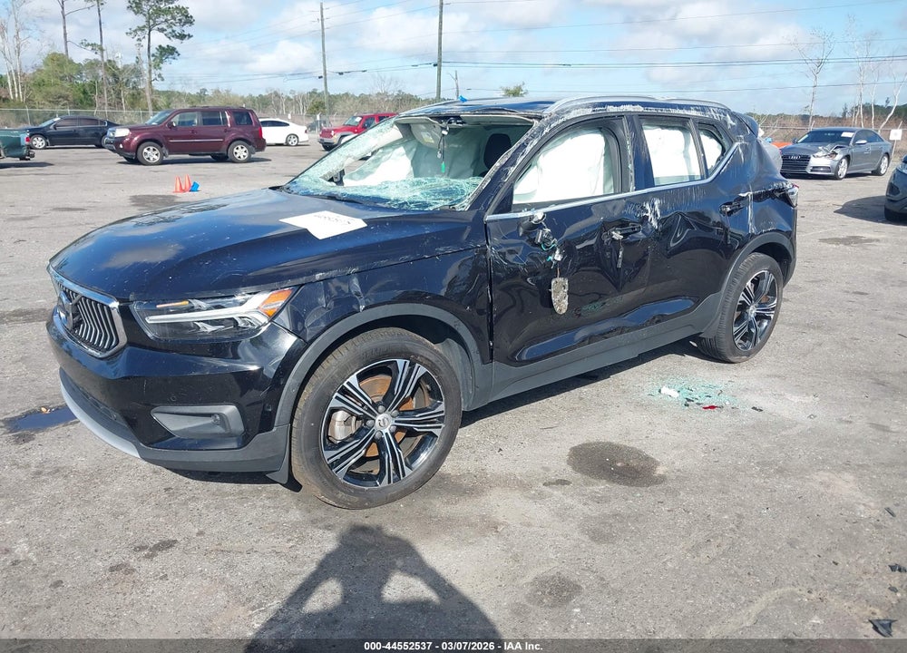 2019 VOLVO XC40 T5 INSCRIPTION VIN: YV4162UL1K2124432