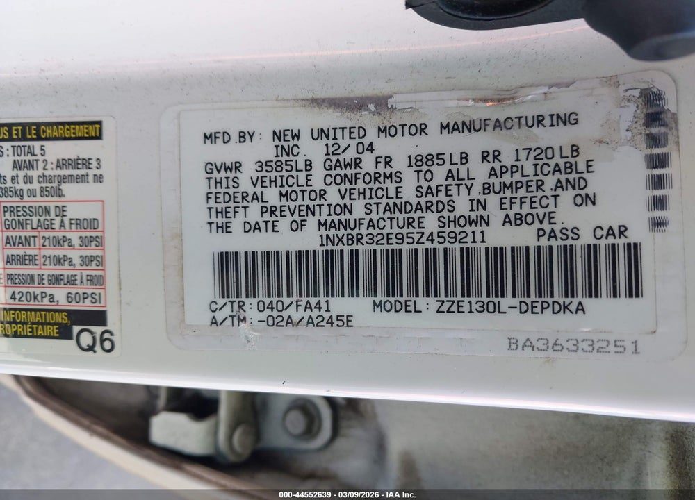2005 TOYOTA COROLLA CE VIN: 1NXBR32E95Z459211
