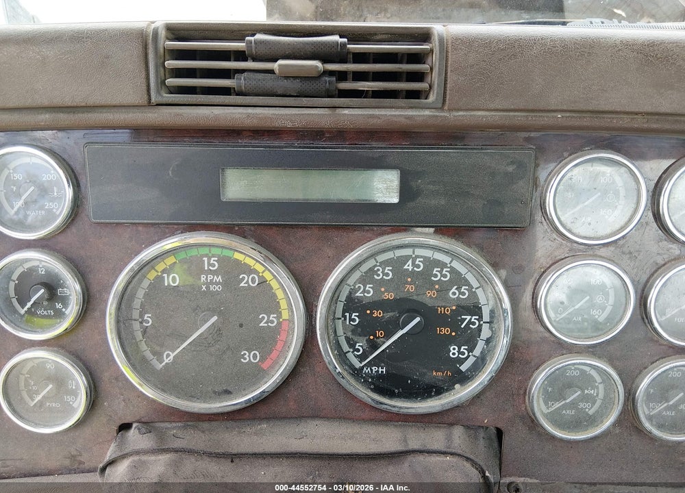 2014 FREIGHTLINER CONVENTIONAL CORONADO 132 VIN: 3ALXFB00XEDFW7850