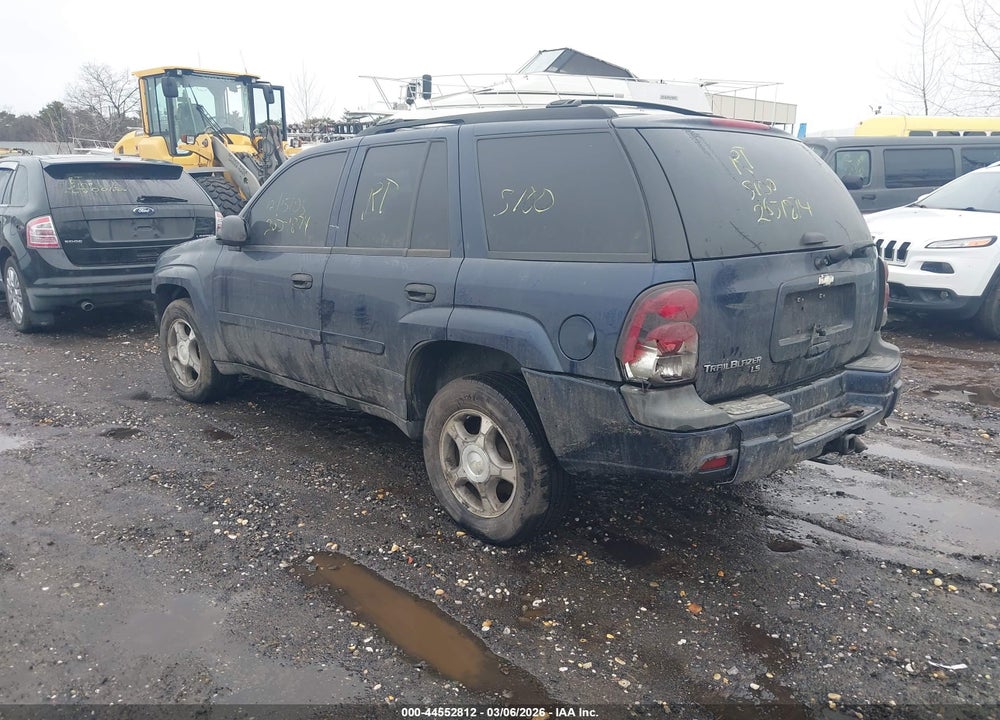 2007 CHEVROLET TRAILBLAZER LS VIN: 1GNDT13S072295926