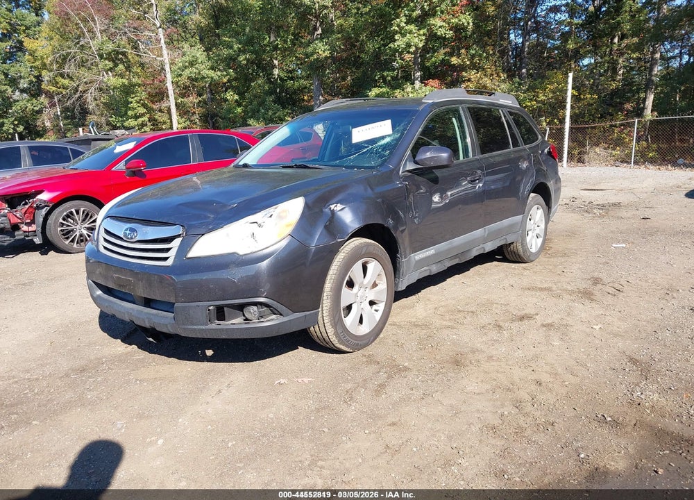 2010 SUBARU OUTBACK 2.5I PREMIUM VIN: 4S4BRCCC5A3352847