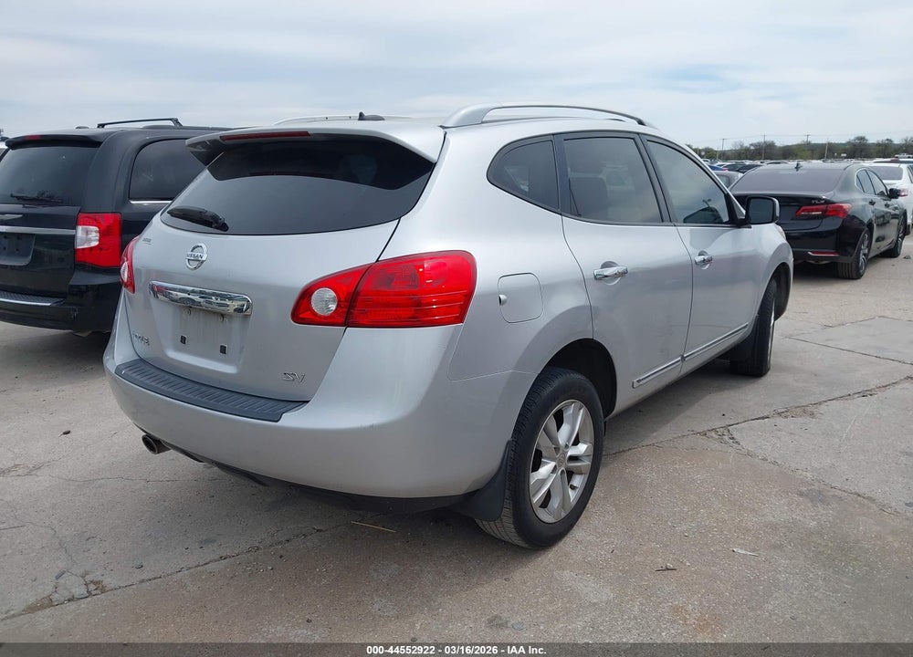2013 NISSAN ROGUE SV VIN: JN8AS5MT3DW018547