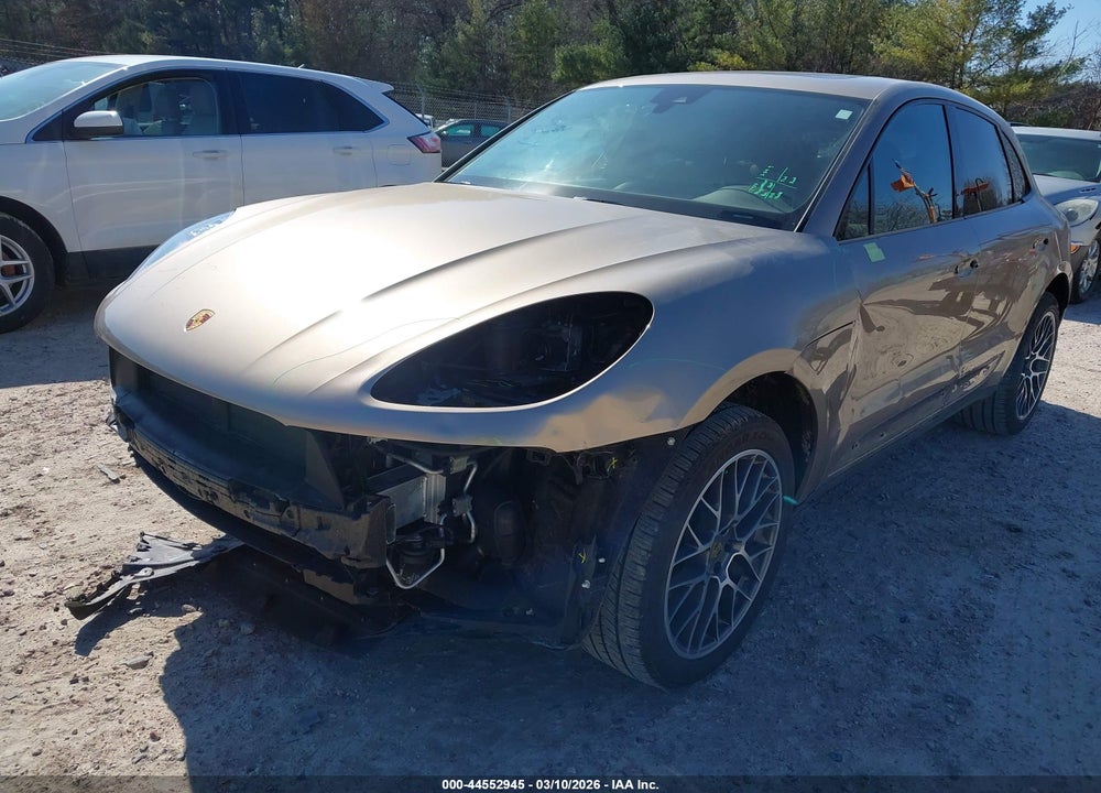 2017 PORSCHE MACAN VIN: WP1AA2A58HLB82224
