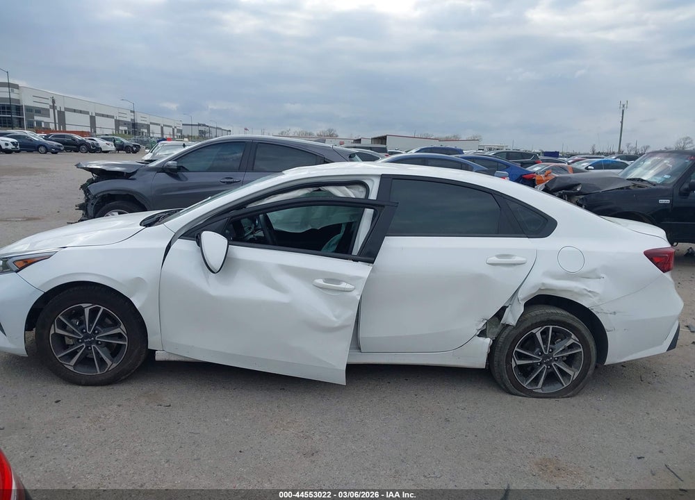 2024 KIA FORTE LXS VIN: 3KPF24AD1RE836918