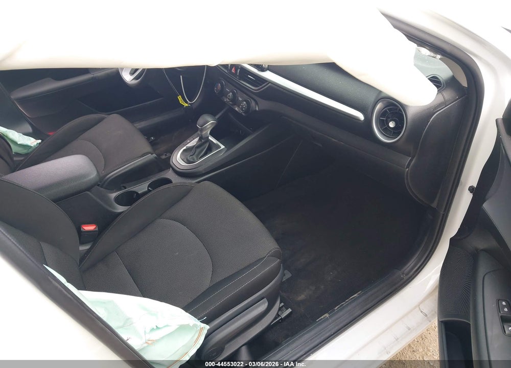 2024 KIA FORTE LXS VIN: 3KPF24AD1RE836918