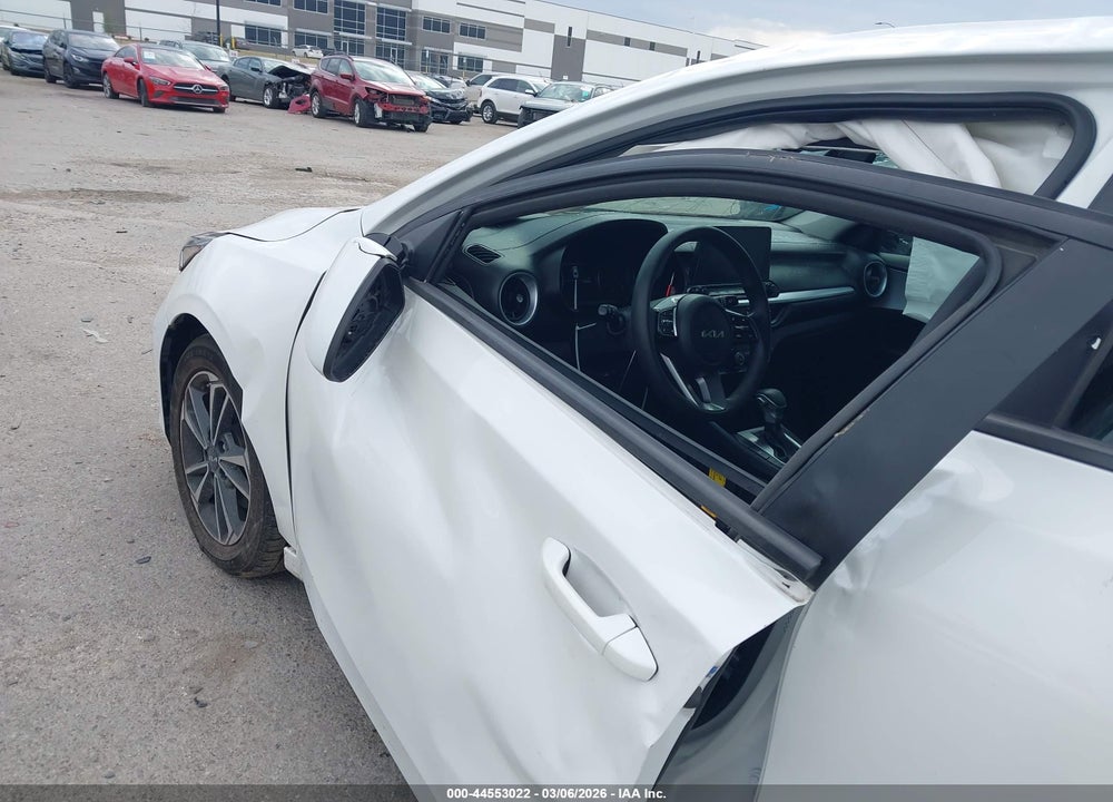 2024 KIA FORTE LXS VIN: 3KPF24AD1RE836918
