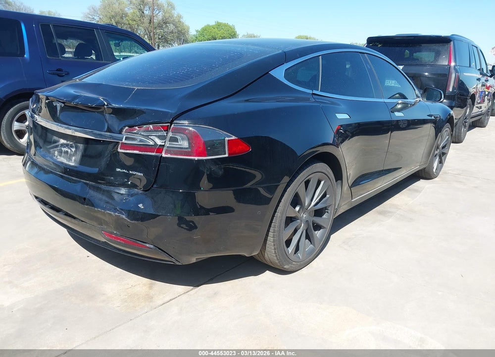 2020 TESLA MODEL S VIN: 5YJSA1E22LF370555