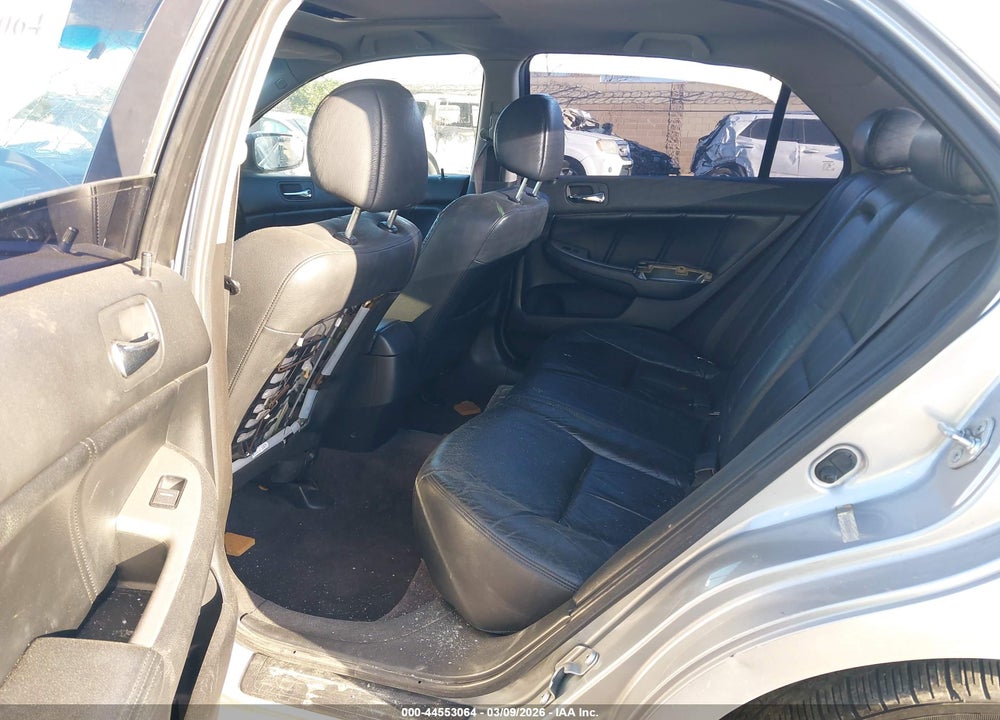 2007 HONDA ACCORD 2.4 EX VIN: JHMCM56817C000950