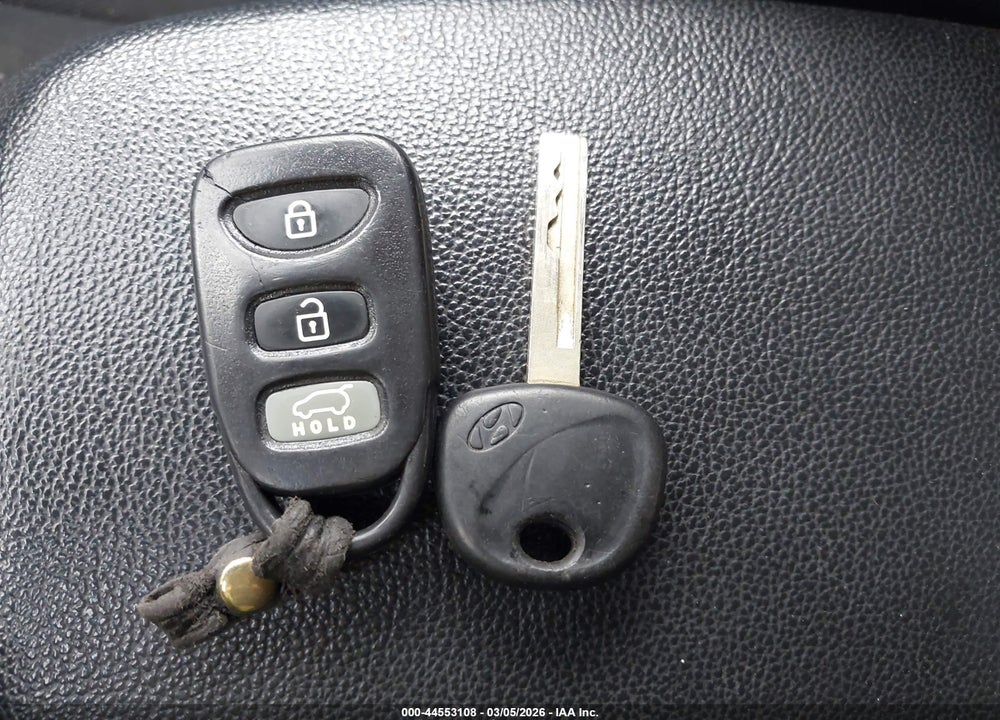 2013 HYUNDAI ELANTRA GT VIN: KMHD35LE2DU147847