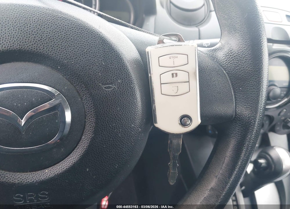 2011 MAZDA 2 SPORT VIN: JM1DE1HZ1B0106861