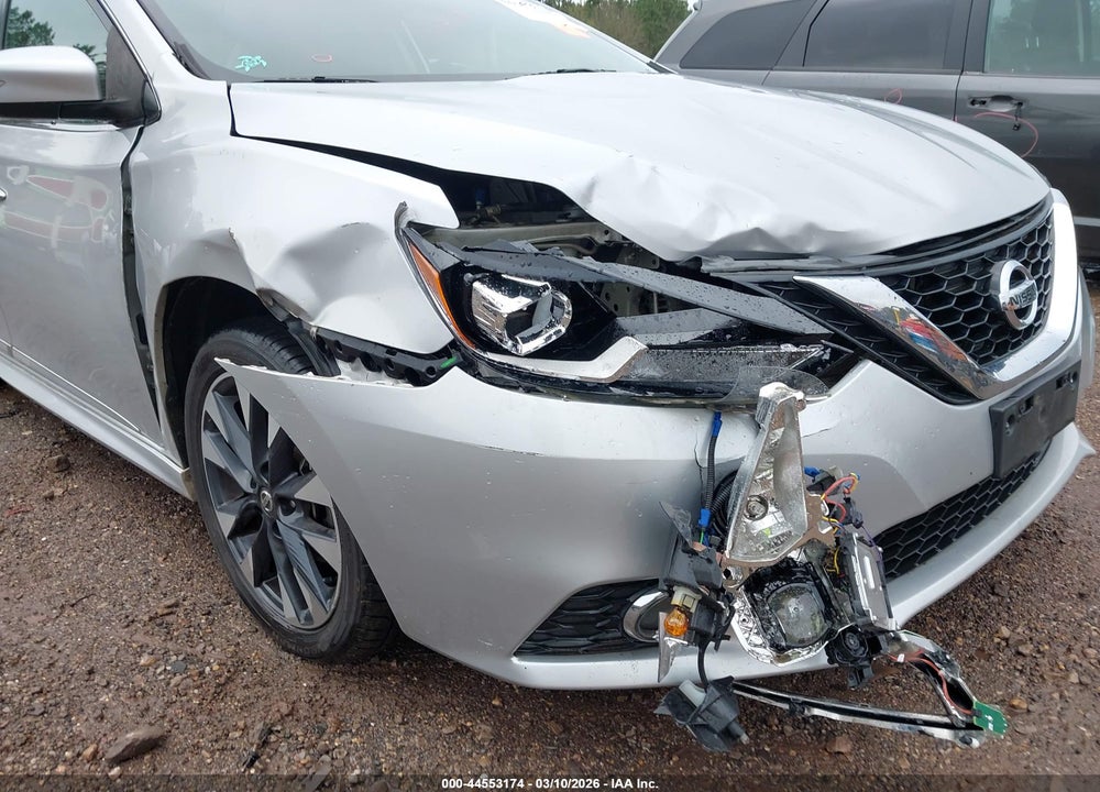 2018 NISSAN SENTRA SR VIN: 3N1AB7AP2JY205817