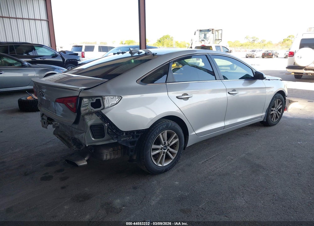 2016 HYUNDAI SONATA SE VIN: 5NPE24AF7GH304420