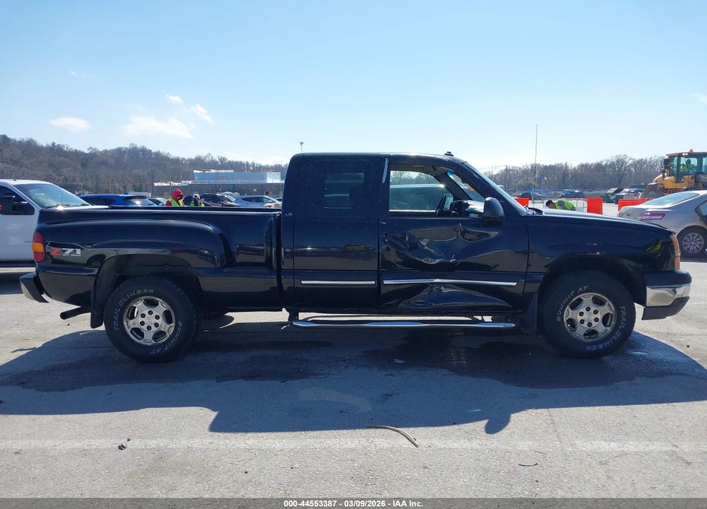 2003 CHEVROLET SILVERADO 1500 LS VIN: 1GCEK19TX3Z199576