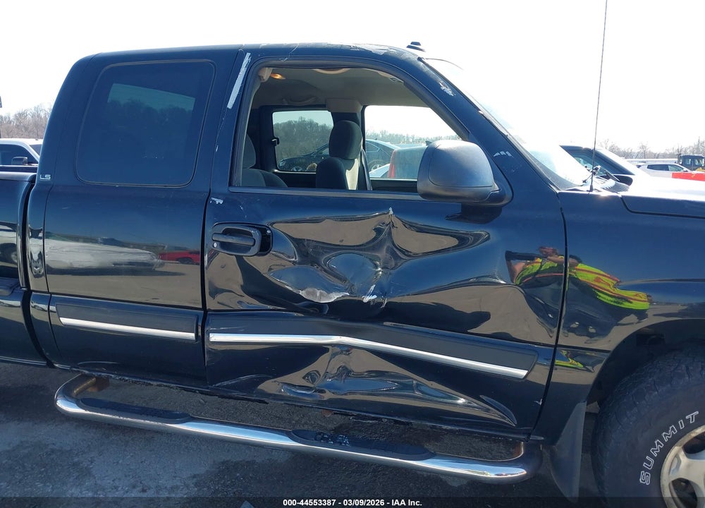 2003 CHEVROLET SILVERADO 1500 LS VIN: 1GCEK19TX3Z199576