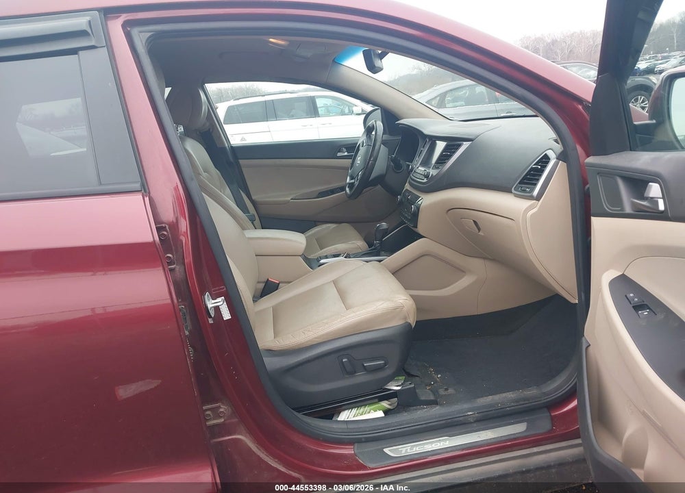 2016 HYUNDAI TUCSON LIMITED VIN: KM8J3CA25GU088622
