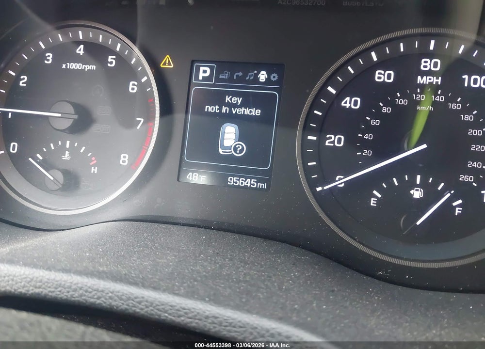 2016 HYUNDAI TUCSON LIMITED VIN: KM8J3CA25GU088622