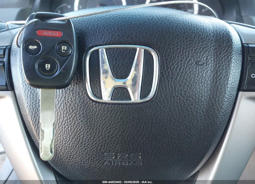 2009 HONDA ACCORD 2.4 LX VIN: 1HGCP26389A075205