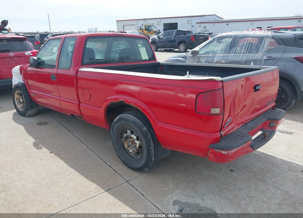 1999 CHEVROLET S-10 LS VIN: 1GCCT19X9XK211433