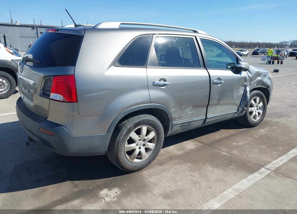 2011 KIA SORENTO LX VIN: 5XYKT3A10BG066229