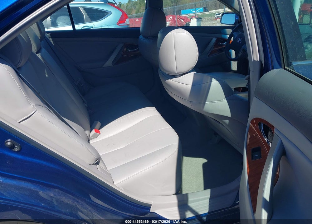 2011 TOYOTA CAMRY XLE VIN: 4T1BF3EK2BU631245