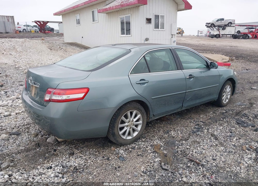 2011 TOYOTA CAMRY XLE V6 VIN: 4T1BK3EK0BU612088
