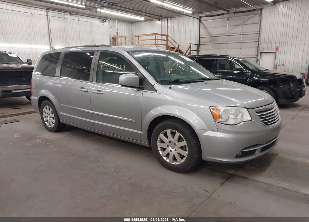 2014 CHRYSLER TOWN & COUNTRY TOURING VIN: 2C4RC1BG4ER394825