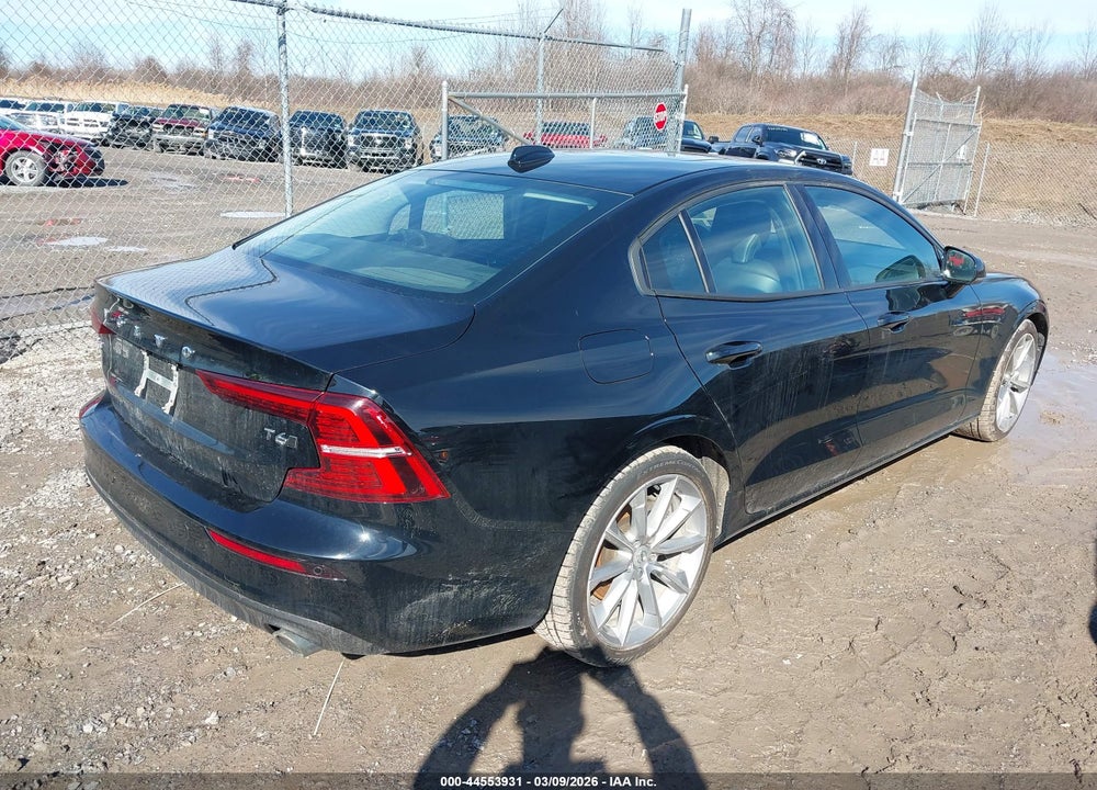 2021 VOLVO S60 T6 MOMENTUM VIN: 7JRA22TK4MG091392