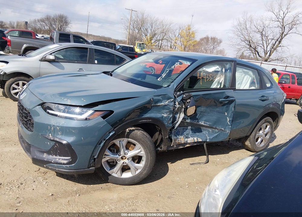 2025 HONDA HR-V AWD LX VIN: 3CZRZ2H33SM785146