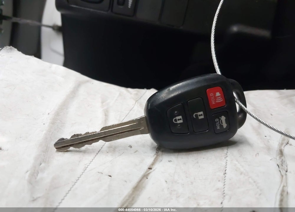 2014 TOYOTA COROLLA S PLUS VIN: 2T1BURHE0EC016925
