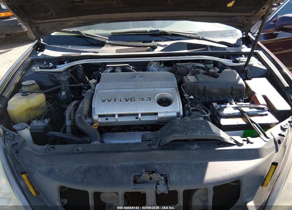2004 LEXUS ES 330 VIN: JTHBA30G440010328