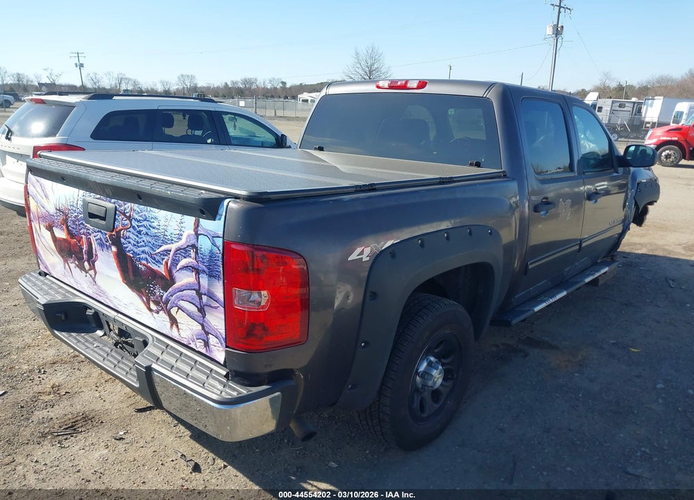 2011 CHEVROLET SILVERADO 1500 LT VIN: 3GCPKSEA5BG179463