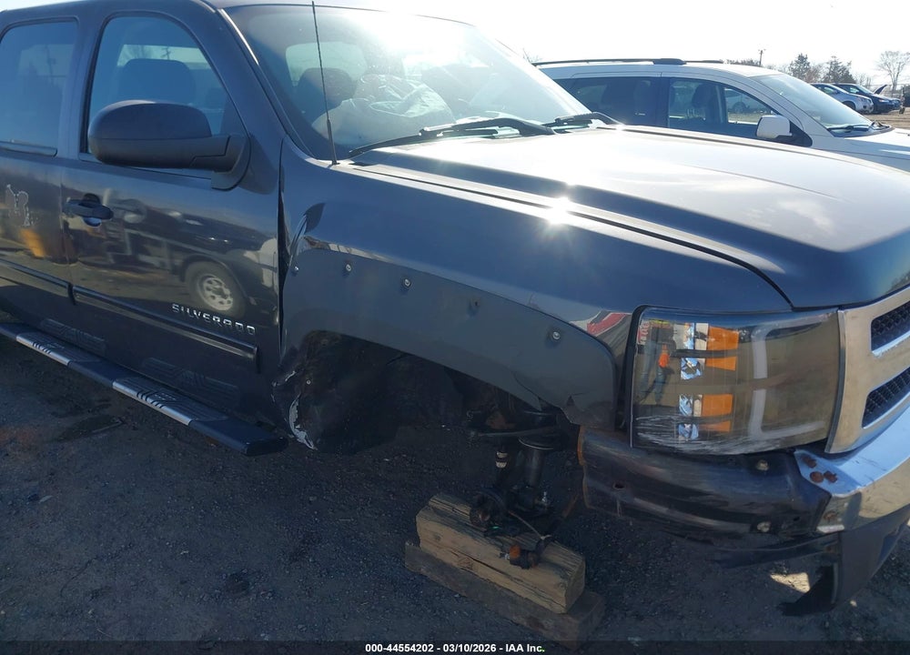 2011 CHEVROLET SILVERADO 1500 LT VIN: 3GCPKSEA5BG179463