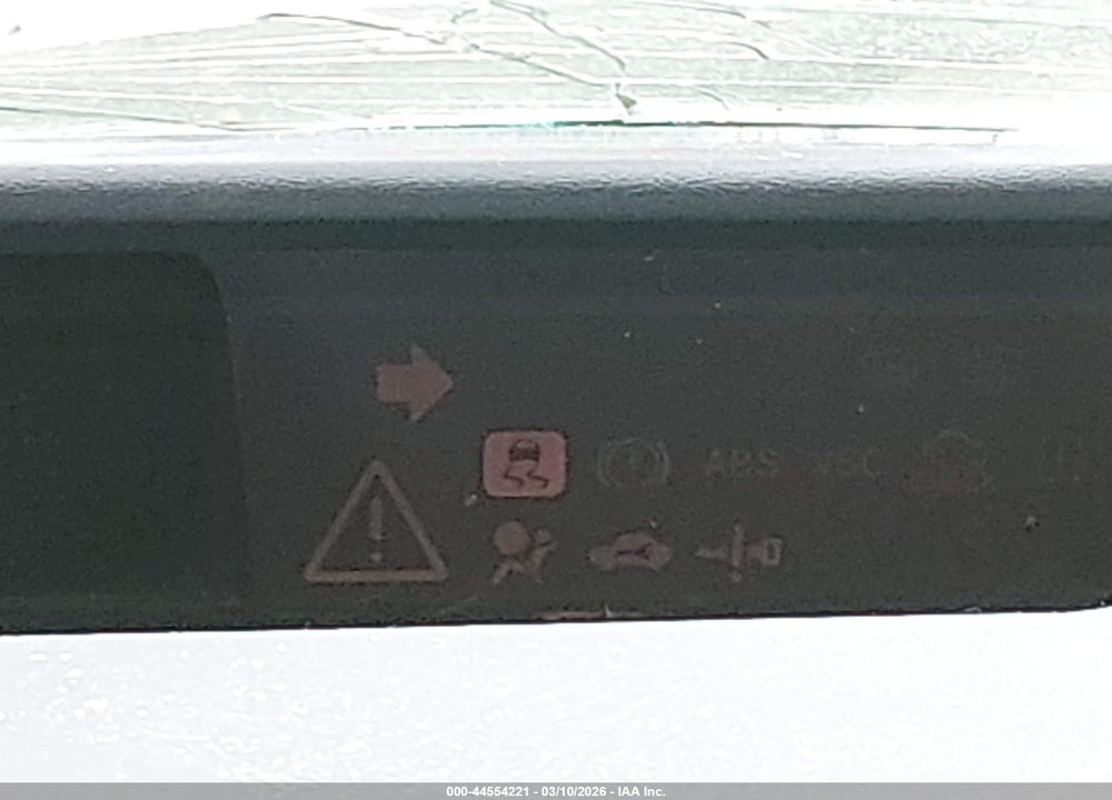 2008 TOYOTA PRIUS TOURING VIN: JTDKB20U583431090