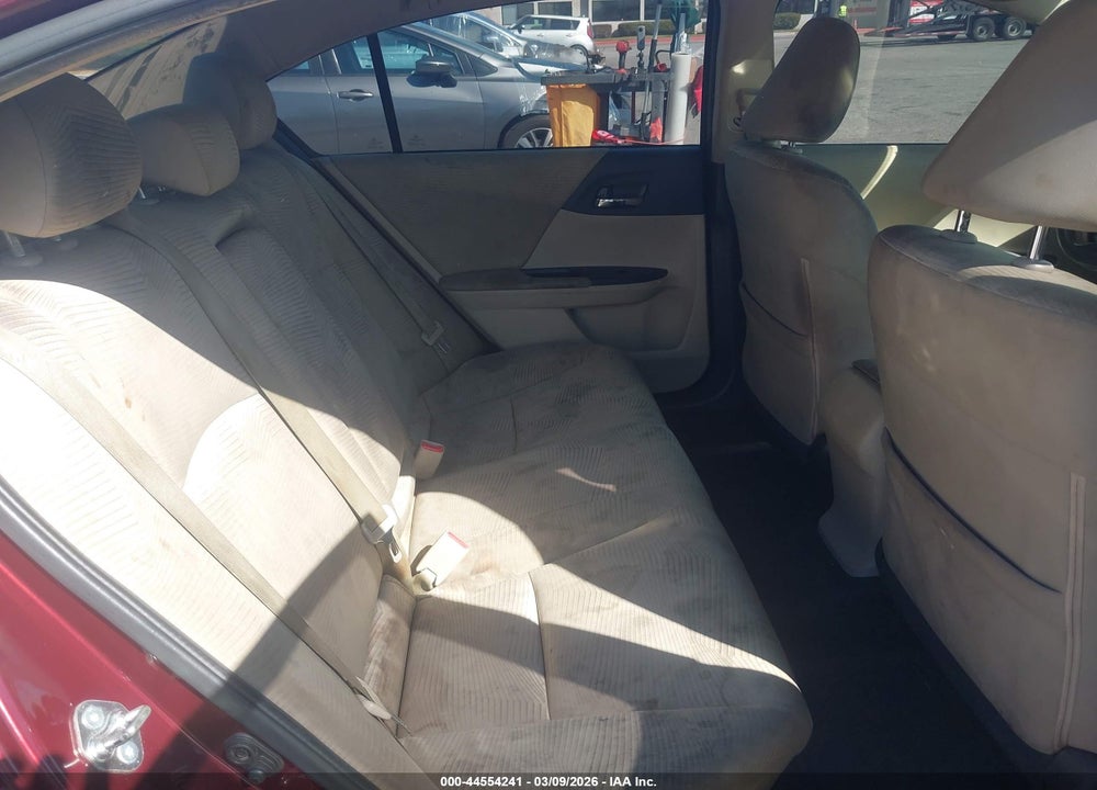 2015 HONDA ACCORD LX VIN: 1HGCR2F37FA133763