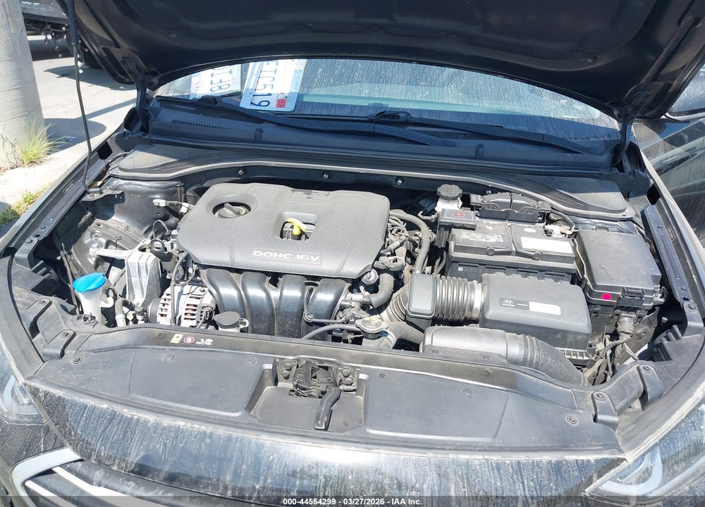 2018 HYUNDAI ELANTRA SEL VIN: 5NPD84LF1JH385784