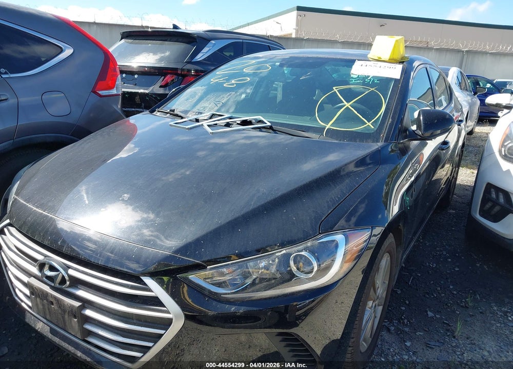 2018 HYUNDAI ELANTRA SEL VIN: 5NPD84LF1JH385784