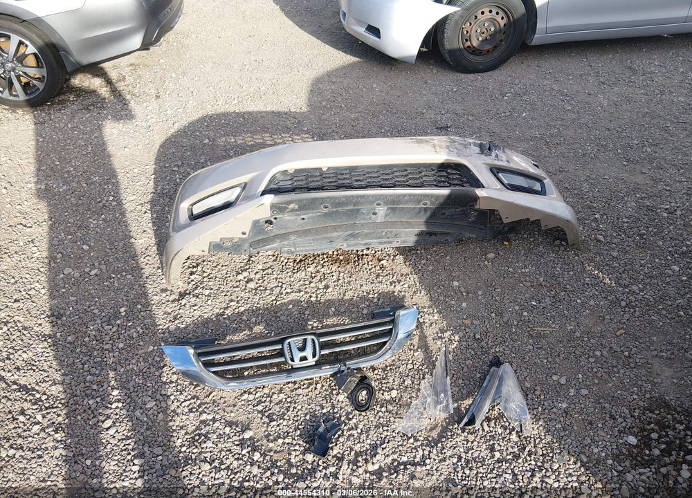 2013 HONDA ACCORD EX-L VIN: 1HGCR2F88DA070228