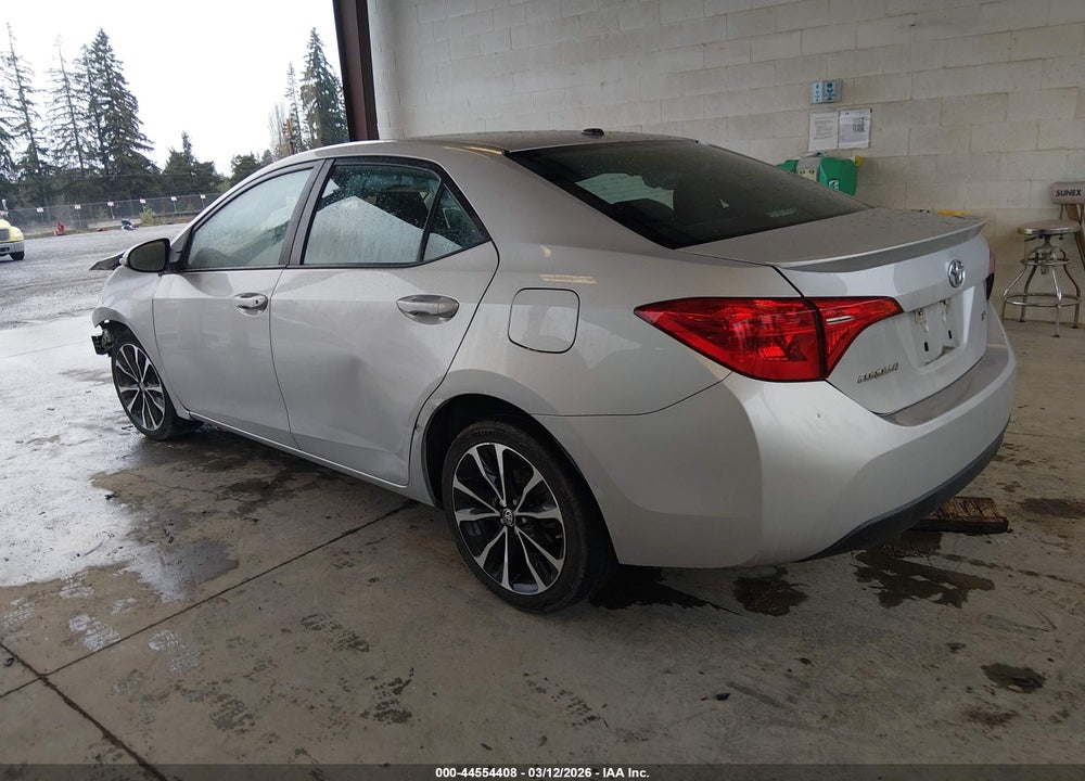 2018 TOYOTA COROLLA SE VIN: 2T1BURHE7JC087551