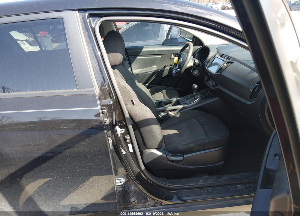 2011 KIA SPORTAGE LX VIN: KNDPB3A24B7019638