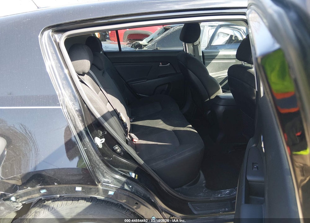 2011 KIA SPORTAGE LX VIN: KNDPB3A24B7019638